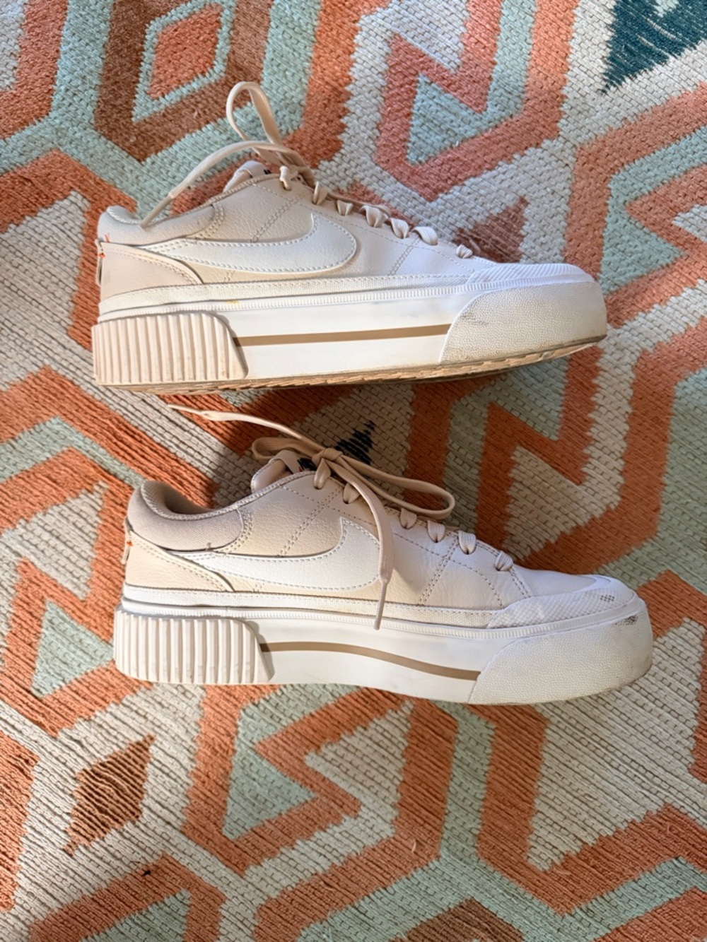 Nike Court Legacy Lift
Women's Size 7
Light Orewood Brown/White/Phantom - Picture 10 of 13